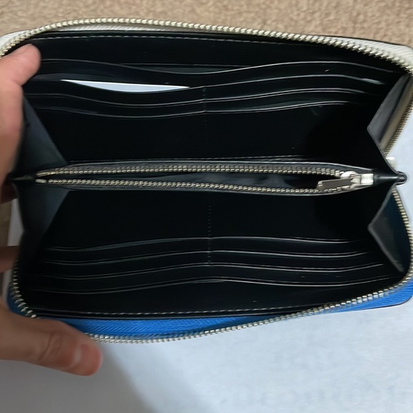 Coach Wallet - Picture 5 of 10